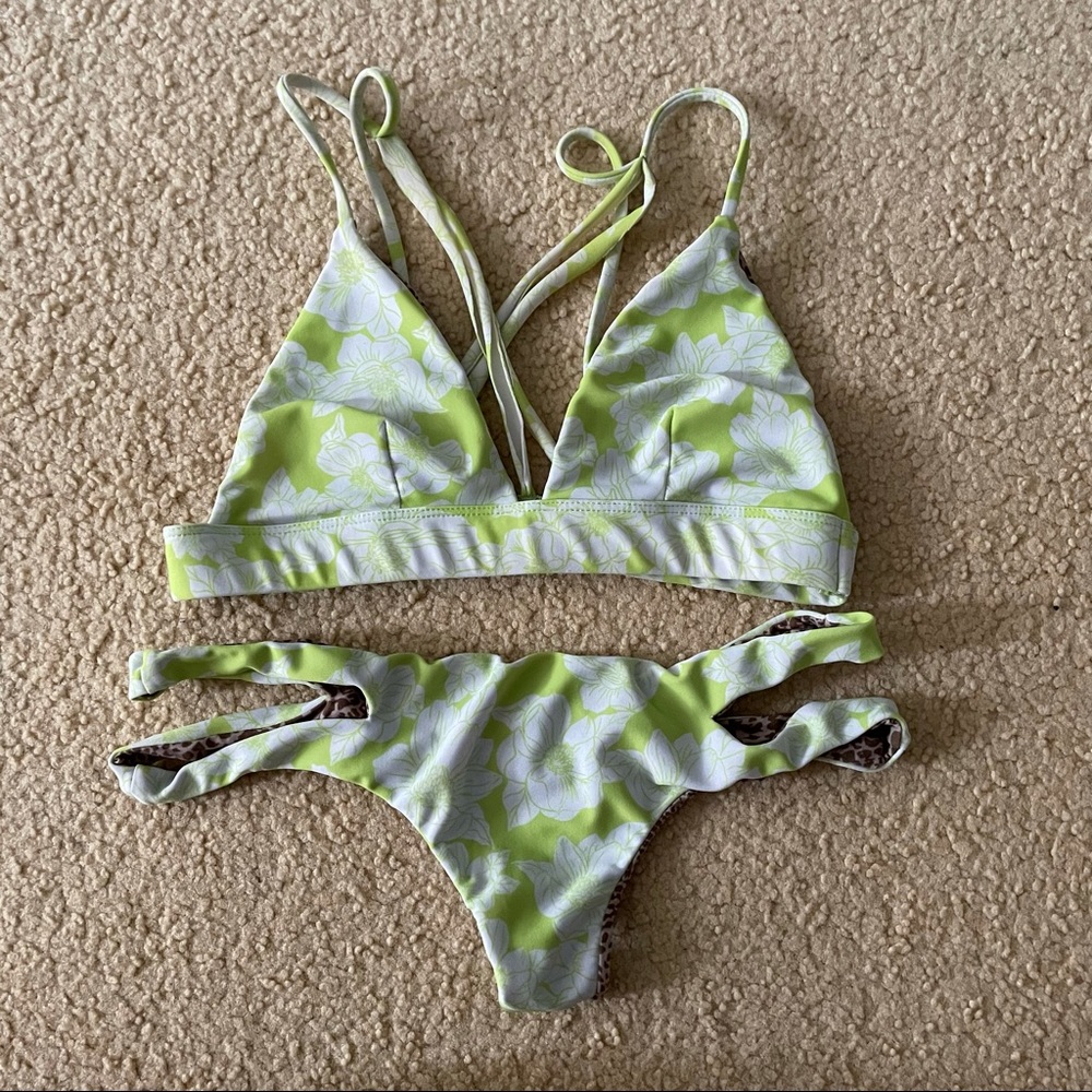 Acacia Neon Mag Set